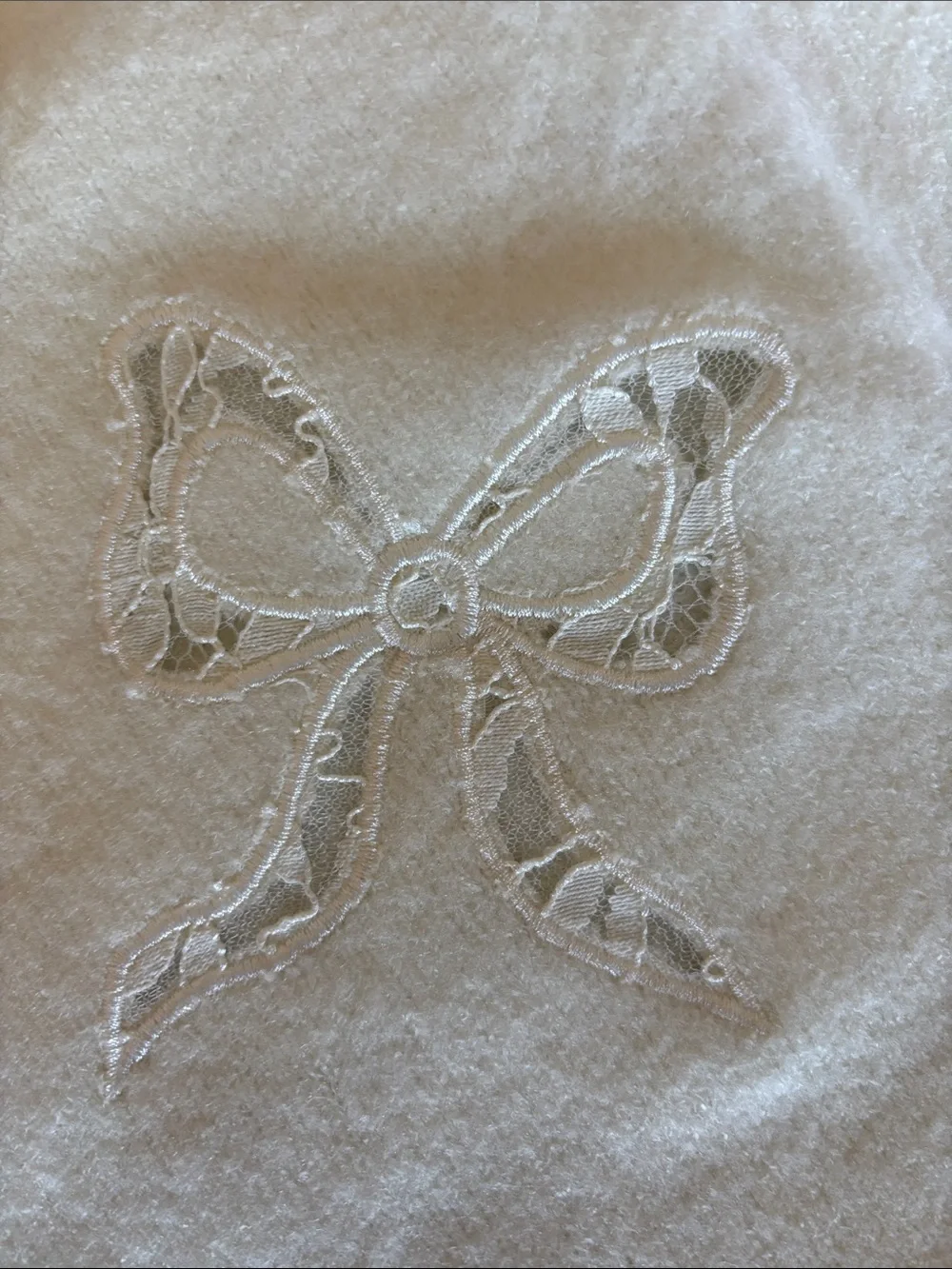 CeCe Lace Bow Inset Sweater in Buttercream Size X-Large NWT